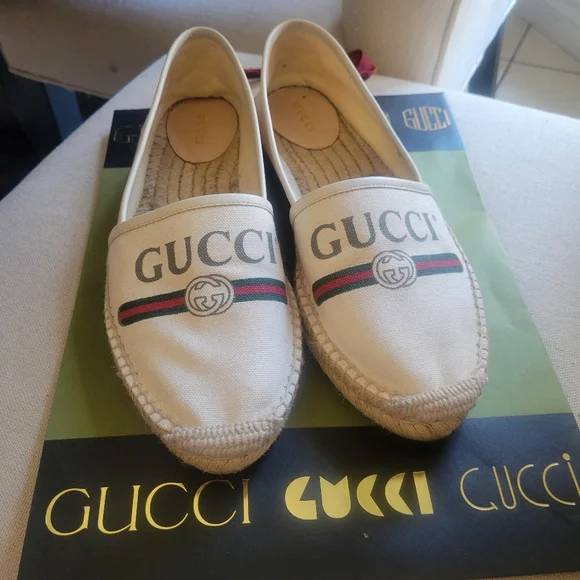 Authentic Gucci Women's Beige Espadrilles with Log, Size 40 EU - Picture 2 of 5